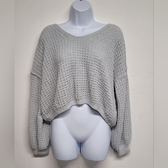 Pink Rose Sweaters - Pink Rose Grey Chunky Slouchy Knit Cropped Sweater Long Sleeve M
